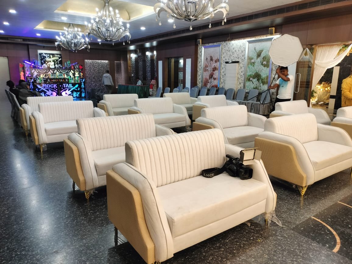 Luxury Crystal Mandap